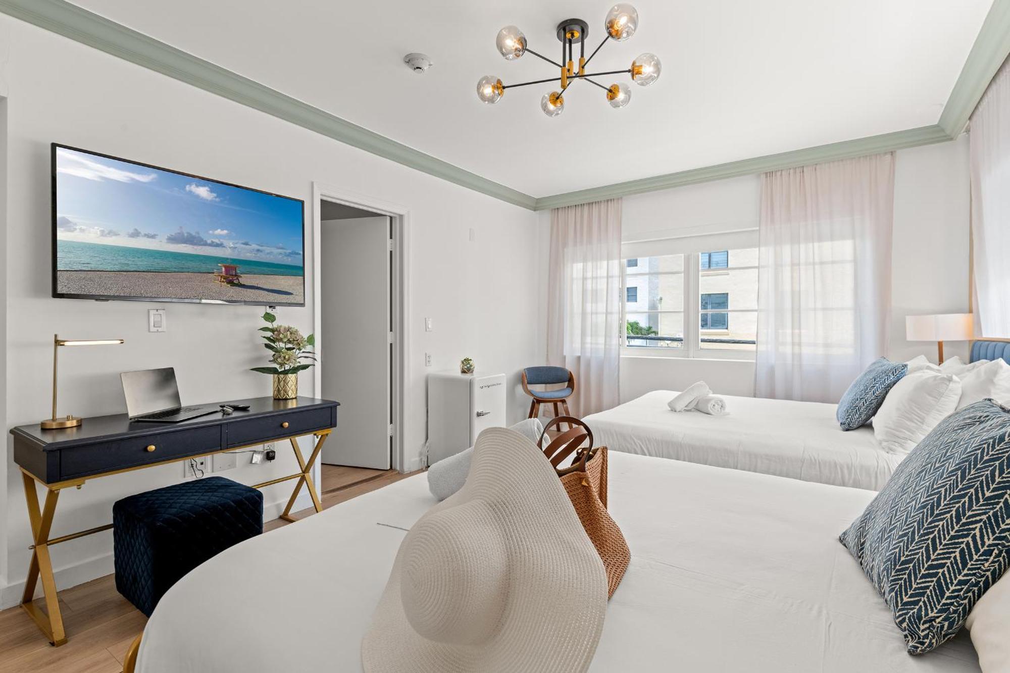 The Clifton Hotel Miami Beach Exterior photo