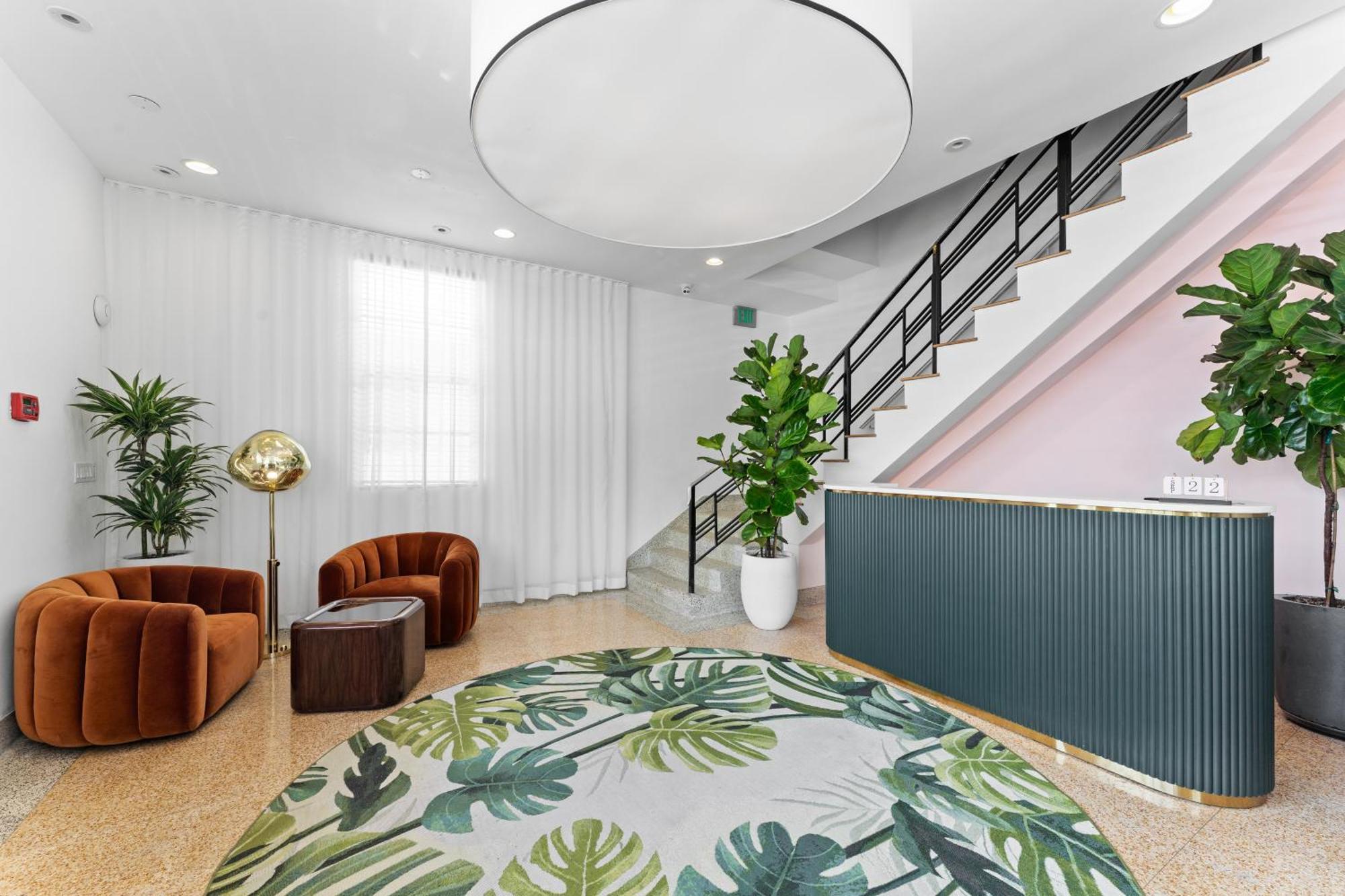 The Clifton Hotel Miami Beach Exterior photo